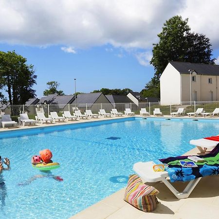 Terres De France Le Domaine De La Baie Hotel Одиерн Екстериор снимка