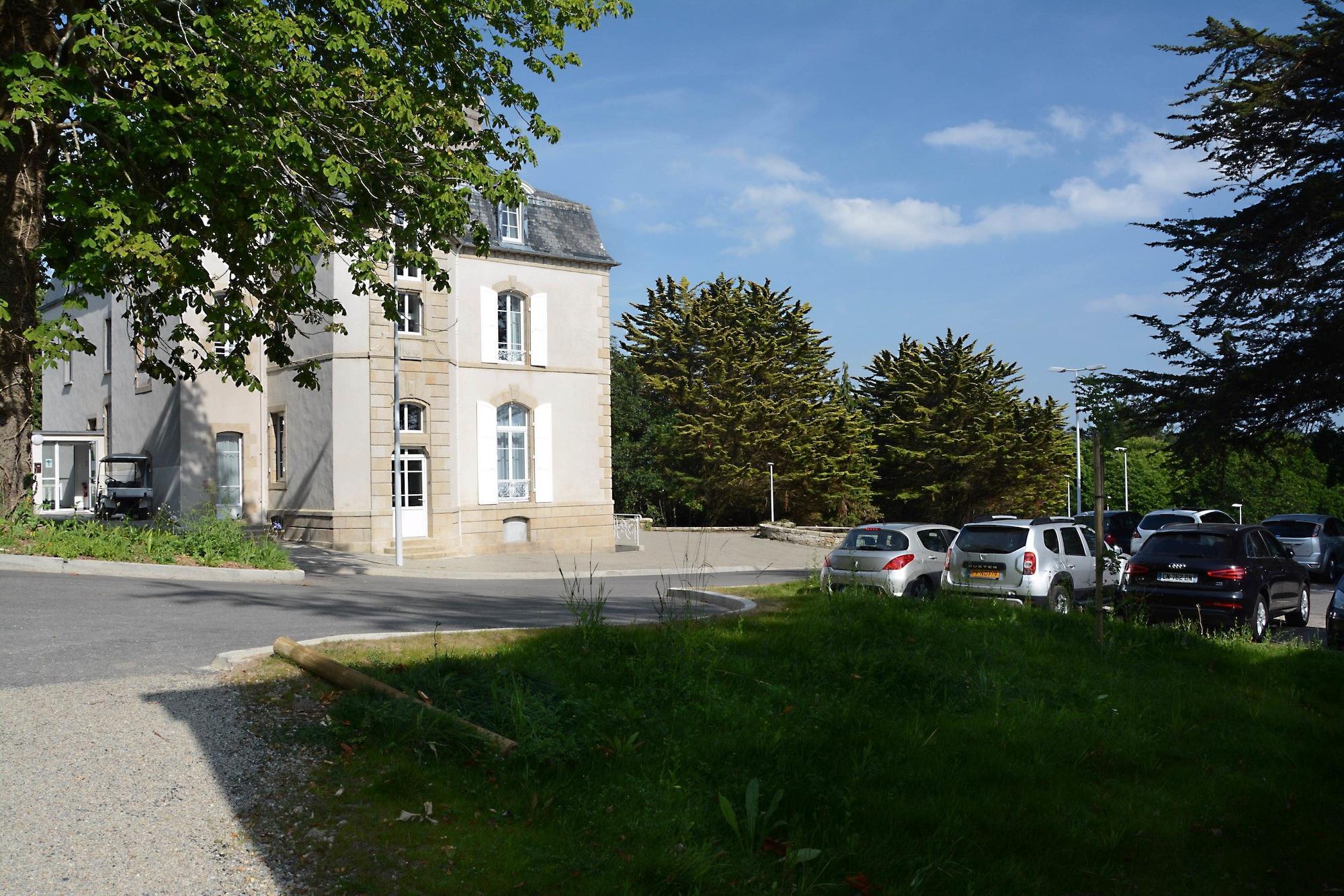 Terres De France Le Domaine De La Baie Hotel Одиерн Екстериор снимка